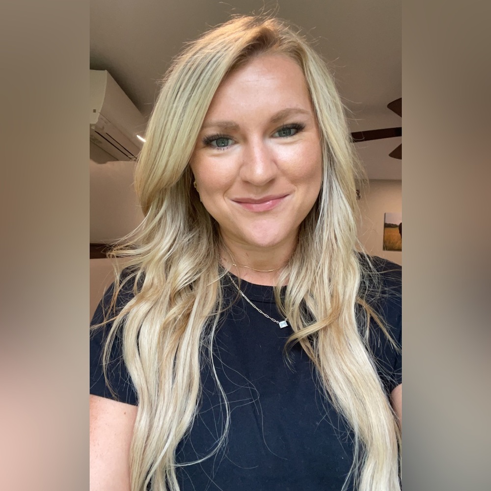 Meet Your Posher, Johanna